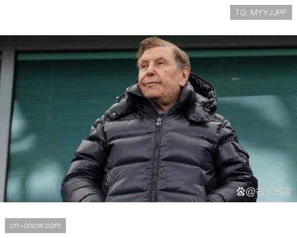 消息：莱万多夫斯基经纪人确认，球员将在今夏合同到期后离开巴萨